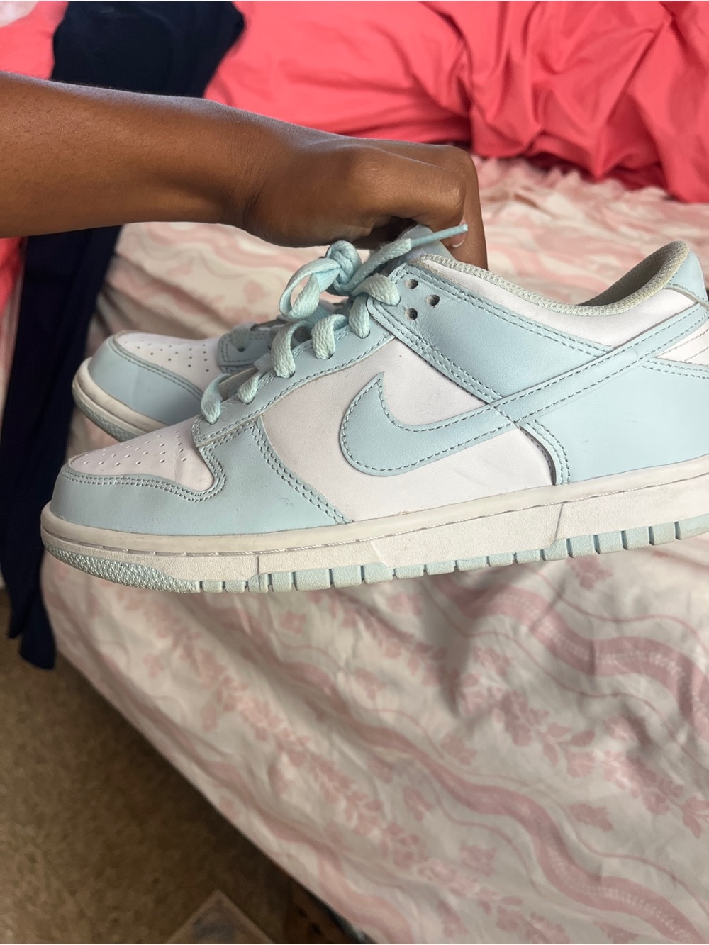 Nike Low-Top Sneakers in Pale Blue and White